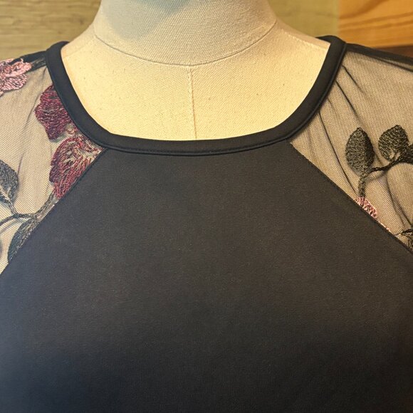 Sexy Black Dress - Picture 6 of 8